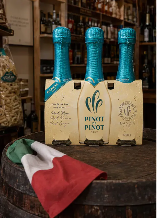Gancia Pinot di Pinot multipack, plan large de face