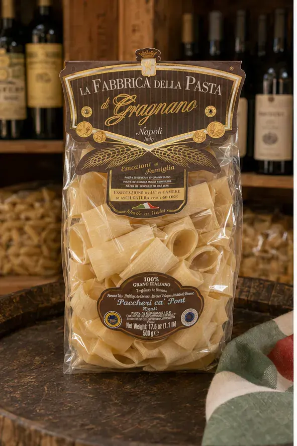 La Fabbrica e Paccheri ca’ Pont Rigati, plan large de face