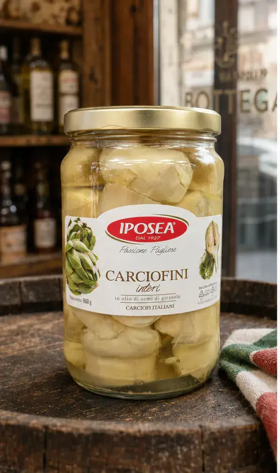 Iposea Carciofini, plan large de face