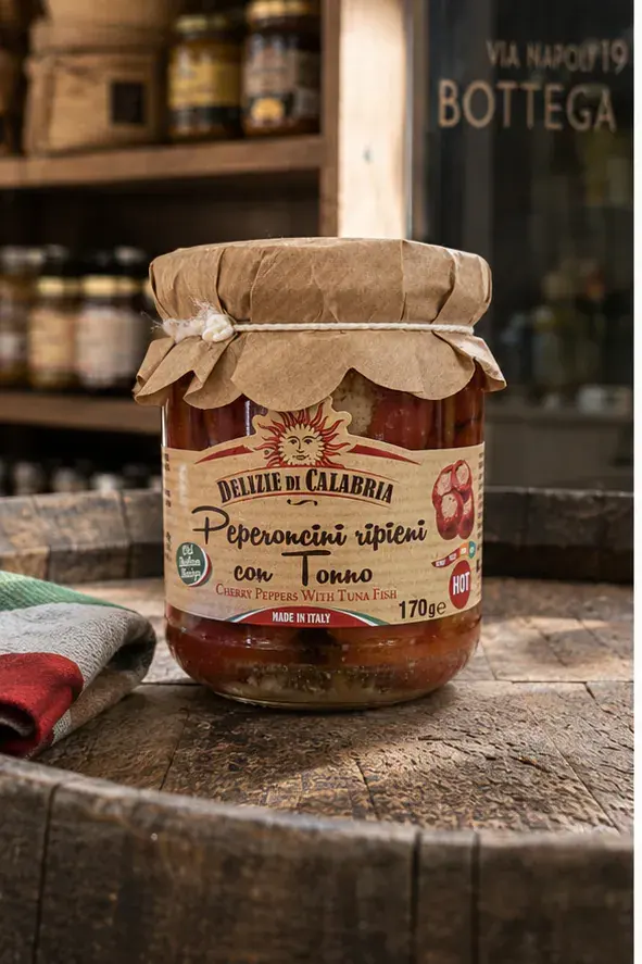 Delizie di Calabria Peperoncini Ripieni con Tonno, plan large de face