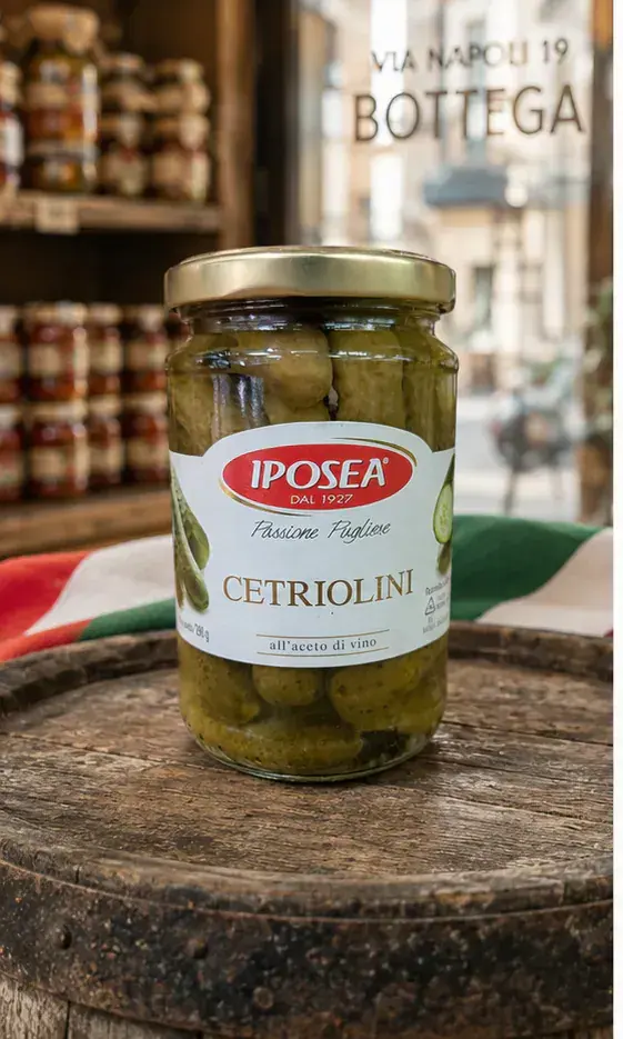 Iposea Cetriolini, plan large de face