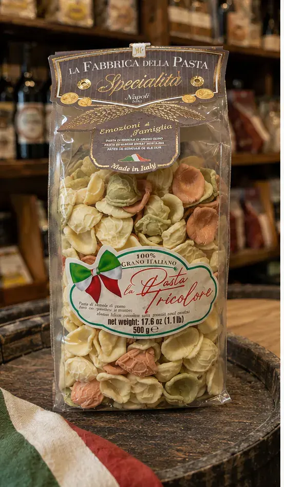 La Fabbrica Orecchiette Tricolore, plan large de face