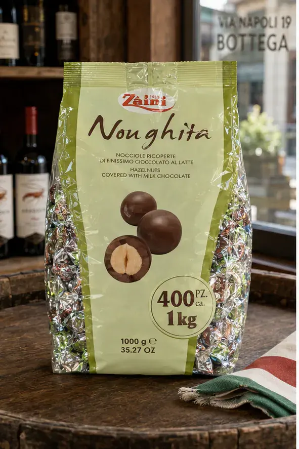Zaini Nocciole ricoperte di cioccolato al latte, plan large de face